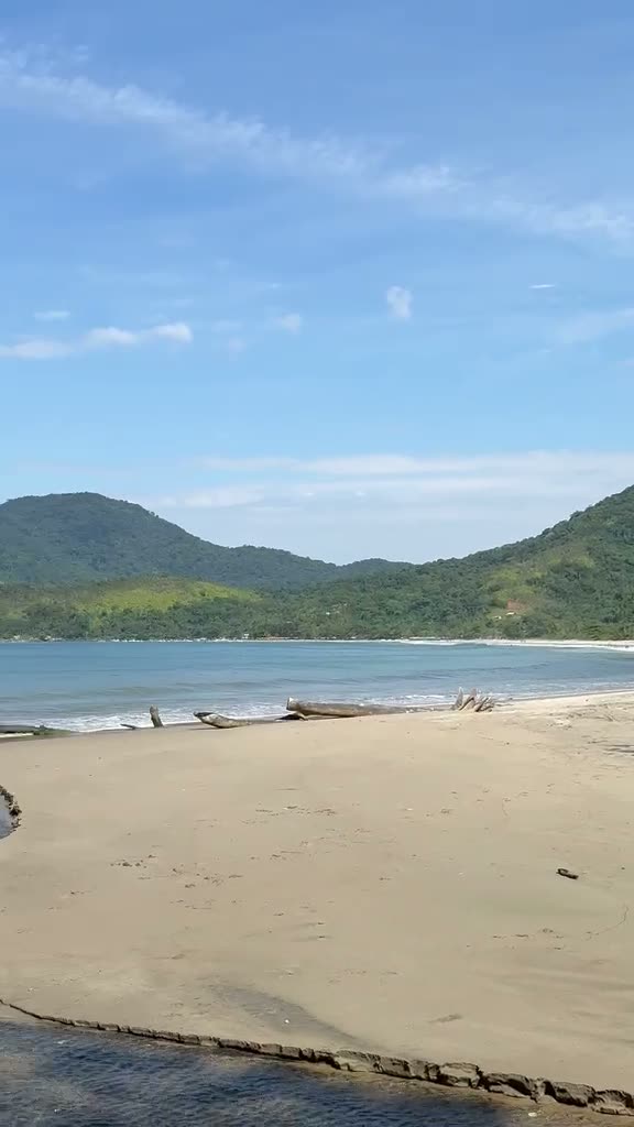 Vídeo: praia de Ilhabela
