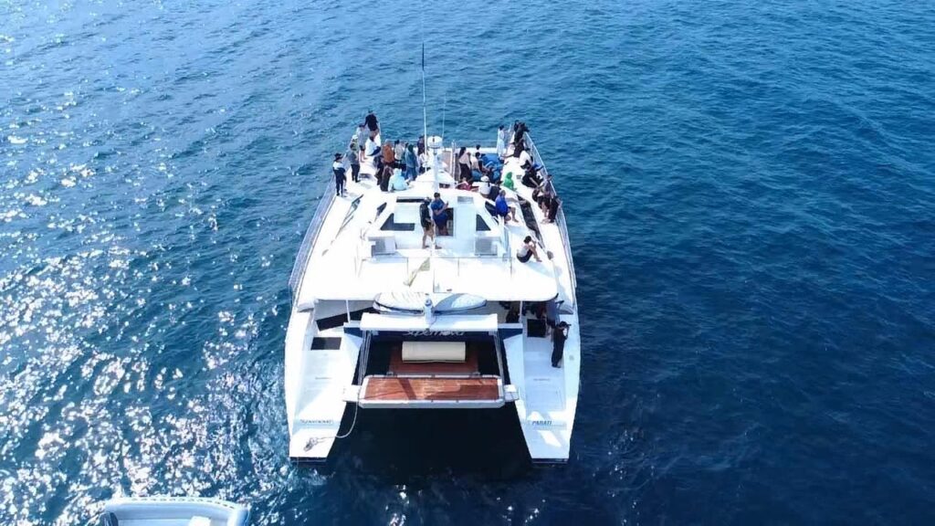 Charter Privativo em Catamarã
